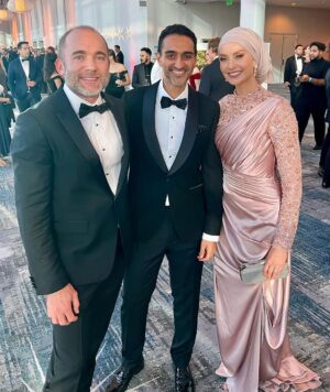 Susan Carland Instagram - Hello from LA! So great to attend the G’day USA gala hosted by the AAA last night, where Waleed was MC! It’s a night that celebrates the relationship between the arts industries in Aus and the US, and one of the highlights of the night was when they brought out piles of Tim Tams to every table. Now friends, I don’t want to alarm anyone but I noticed at the end of the night that someone (can only have been an American, as no Australian would ever) had taken one bite of the Tim Tam and LEFT THE REST ON THE TABLE. This can only be seen as an act of aggression and possibly war from what was once a great ally and I’m sure urgent talks are under way.
ANYWAY. My dress is by none other than @aleemyusufcouture, make up was by @giigiisbeauty and in that last picture? You see me gazing absolutely adoringly at my husband. I know. Too much 🤷‍♀️