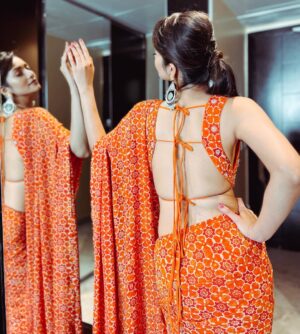 Susmita Chatterjee Instagram - You carry so much love in your heart. Give some to yourself…

Wearing @fashiondoctor_official 
Makeup & Hair @kajuguhaofficial