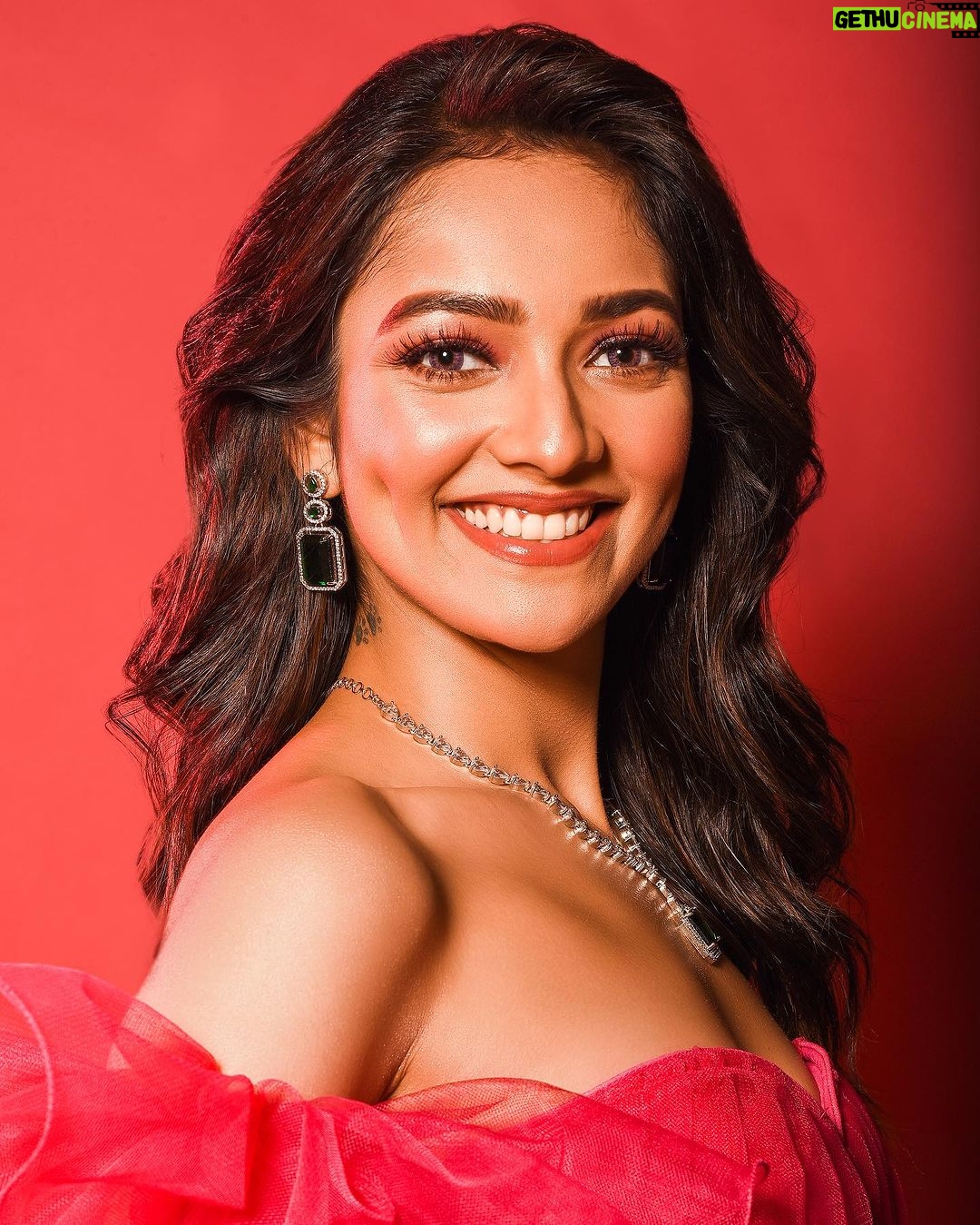 Susmita Chatterjee Instagram - Yours truly 🫶
