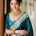 Susmita Chatterjee Instagram – ছুঁয়ে দিলে সোনাকাঠি খুঁজে পাই
যদি যাই ভেসে এমনি ভেসে যাই… 

@siladitya_dutta 📸 
@abhijitpl2 @raj_bnerjee 
@bipradip_chakraborty @sanandalaha