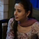 Suzanna Mukherjee Instagram - Plot twist 🥨 📸 @deepikapathakofficial #kaalkootonjiocinema #Kaalkoot #suzannamukherjee #webseries #behindthescenes