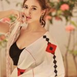Suzanna Mukherjee Instagram - We are all trapped Some in their dreams Others in their desires 💞 📸 @amitkhannaphotography Makeup/hair @makeupbyanshu #suzannamukherjee #indianfashion #love #theartistsway #photography #picoftheday #potd #pictureperfect #amitkhannaphotography