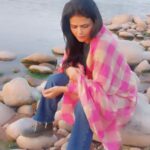 Sweta Singh Instagram - “कुछ तो हवा भी सर्द थी कुछ था तिरा ख़याल भी दिल को ख़ुशी के साथ साथ होता रहा मलाल भी” (परवीन शाकिर) Poonch, Jammu And Kashmir, India