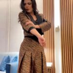 Sweta Singh Instagram - जब दोस्त हो designer तो डर काहे का! Thank you so much @manishtripathi14 for helping me out last moment. Loved the design @tanmayadwivedi