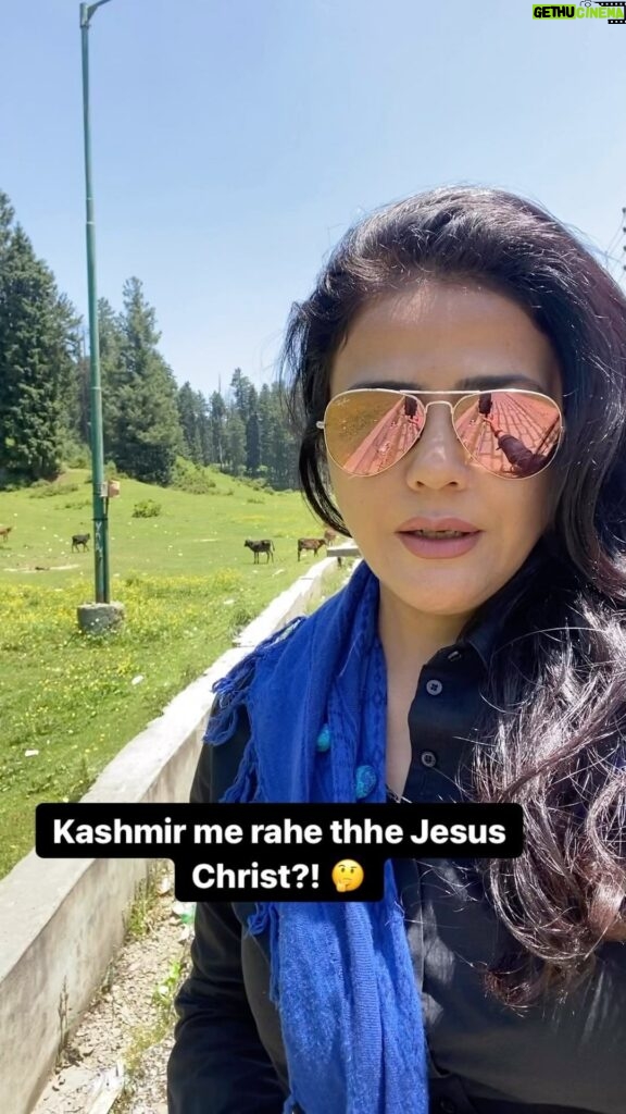 Sweta Singh Instagram - Yousmarg in Budgam district of J&K is called “Meadow of Jesus”. But apart from this unique story, Yousmarg, approximately one and a half hours from Srinagar, is worth a visit. Yousmarg Kashmir