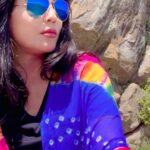Sweta Singh Instagram – “फिर ज़मीं खींच रही है मुझे अपनी जानिब 
मैं रुकूँ कैसे कि पर्वाज़ अभी बाक़ी है” J&K