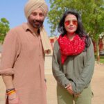 Sweta Singh Instagram - जल्द आ रहा है… @iamsunnydeol #BorderPeGadar