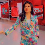 Sweta Singh Instagram - फूल खिले हैं गुलशन गुलशन 😂🌸🌼🌺 #floral