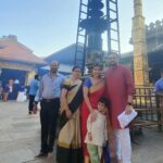 Swetha Changappa Instagram - ಮಂಗಳೂರಿನ ಹಲವಾರು ಪುಣ್ಯ ಕ್ಷೇತ್ರಗಳಿಗೆ ದೀಪಾವಳಿಯ ಸಮಯದಲ್ಲಿ ಕುಟುಂಬದವರೊಂದಿಗೆ ಭೇಟಿ ನೀಡಿದ ಕ್ಷಣಗಳು ❤️🙏🏻 ದೇವಸ್ಥಾನದಲ್ಲಿ ದೇವರ ದರ್ಶನ ಮನಸ್ಸಿಗೆ ನೆಮ್ಮದಿ ನೀಡಿತು 😊 ಮಂಗಳೂರಿಗೆ ಸುಮಾರು ವರ್ಷಗಳ ನಂತರ ಹೋಗಿದ್ದು. ಮಂಗಳೂರಿನ ಜನತೆಯ ಪ್ರೀತಿಗೆ ನಾನು ಸದಾ ಆಭಾರಿ🙏🏻🙏🏻🙏🏻