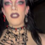 Tabris Berges Instagram - “El reloj corría como gallina arenga mi ropa era de lo único que no me sentía acalambrado el cigarrillo dejaba escapar un tímido hilillo de humo justo antes de extinguirse entre mis dedos los callos llagados impedían que lo notara como siempre, je¡¡ Observado en la calle con la paciencia de un cadáver Sentía como la tristeza se mudaba lentamente a mis ojos no podía siquiera verme al espejo Con el alma escondida bajo la cama…” Foto: @rafiki.v Mexico City, Mexico