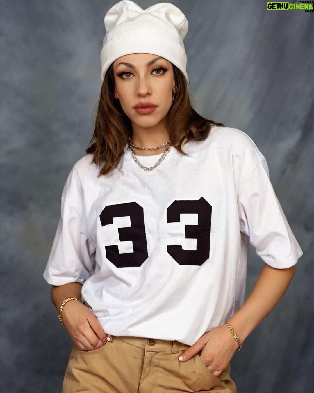 Tabris Berges - 2.1K Likes - Anuario de los 90s siempre fui una chica rebelde #anuario90s #drag #tiresias