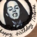 Tabris Berges Instagram – Muchísimas gracias @niami_shopmx por este bello regalo 🎁 🎂