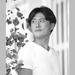 Tadanari Lee Instagram - 