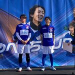 Tadanari Lee Instagram - 🤝🤝🤝 #日本サッカー向上は矢部さんのお陰 #やべっちFC #アジア杯もうすぐ始まるよ