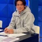 Tadanari Lee Instagram - 引退後解説⚽️🎙️ #サッカー #ABEMA #テセさんが濃すぎて自分のキャラ設定に迷子中 #楽しかったから良しとしよう