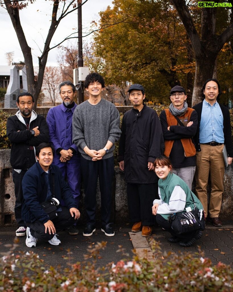 Takashi Sakurai Instagram - 2023年最後のニッセンさん撮影 現場は情熱を持った皆さんがいつも絶えず燃えながらやって頂いております 真面目にお仕事をする姿は頼もしくそして美しい！ 来年も頑張りましょう！ #ニッセン #nissen 大阪城／大阪城公園