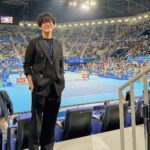 Takashi Sakurai Instagram – 昨夜のジャパンオープテニスの興奮冷めやらぬ

エミレーツ航空さん @emirates にご招待頂き観戦してまいりました

前日の大金星に続き望月選手の歴史的な勝利に立ち会えた素晴らしさたるや

これはもしかしたらもしかするのでは！

とても素晴らしい体験をありがとうございました！

#エミレーツ航空
#pr 有明コロシアム