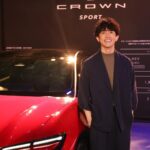 Takashi Sakurai Instagram - 六本木ヒルズアリーナにて新しいクラウンの一夜限りのスペシャルイベント 「CROWN WARMING PARTY」に伺いました クラウンを愛でる気持ちが溢れてしまうほどカッコイイ車にお友達になった友永さん @tomonaga_shinya とも楽しみました！ 生まれ変わったクラウンは予想を遥かに超えて洗練され、かなりタイプなお顔立ちになっておりました！こちらのクラウンは海外でも販売されるとの事でとても楽しみですね @toyota_jp #PR #CROWN #CrownStylePark #多様性 #自分らしさ
