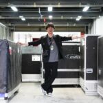 Takashi Sakurai Instagram – MotoGPのサプライヤーを務めるプロセッコDOCさん @proseccodoc のご招待で伺った今回のレース
プロセッコDOCさんの粋な計らいでとてつもない時間を過ごさせて頂いた1日でした!
選手に会えるHERO WALKからはじまり、Moto2勝利者のプロセッコシャワーを間近で拝見させて頂いたり、レース直前スタートグリッドまで行かせて頂いたり、MotoGPのスタートを真横で見させて頂いたり、レース後のとてもレアなチームの片付けている所まで見せて頂けて、そんな1日はお昼から夜までずっとプロセッコDOCを頂きながら過ごし、これ以上ない至福の時を過ごさせて頂きました!
そんな1日中たらふく頂いたプロセッコDOCはとてもフルーティかつ酸味と甘味のバランスが素晴らしく、どんなお料理にも合うとても美味しいワインなので日本の食事にもピッタリだなと思いました!
ちなみに持たせて頂いたこちらのボトルはプロセッコシャワーで使われる3リットルのボトルでめちゃめちゃ重いです!
プロセッコDOCとMotoGPの深い繋がりをとてもとても感じられた本当に素晴らしい体験でした!
#ProseccoDOC
#ProseccoDOCRosé
#TasteProsecco
#ItalianGenio
#プロセッコdoc
#プロセッコDOCロゼ
#Motogp
🇪🇺 Campaign financed according to UE regulation no. 1308/2013 ツインリンクもてぎ