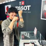 Takashi Sakurai Instagram – MotoGP™️ 日本グランプリにてTISSOTさん @tissot_official ブースへ遊びに行ってきました
そうですTISSOTのTをやっております
ハズレ無しのグッズの抽選会、時計の試着、限定モデル&バスティアニーニのサインの展示等、盛り沢山でございました
試着で新たなTISSOTの時計との出会いもありましてやはり試着ってホント大事だなと実感しております
TISSOT sprintのスタートは大迫力でした!
#Tissot
#ティソ
#ツインリンクもてぎ
#motogp
#motogpmotegi
#motogpjapan
#OfficialTimekeeper