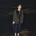 Takashi Sakurai Instagram – OCEANS @oceans_magazine モードなムード

ハイパーエレガントな @giorgioarmani で真っ暗な海とマジックアワー

黒い海から聞こえる波の音と足を撫でる水の感覚、カメラのフラッシュ

こういう瞬間に立てた時、モデルはやはり素敵な仕事だなって思う

#oceans_magazine 
#オーシャンズ
#モードなムード
#giorgioarmani 
#ジョルジオアルマーニ 
#👦🏻🌊