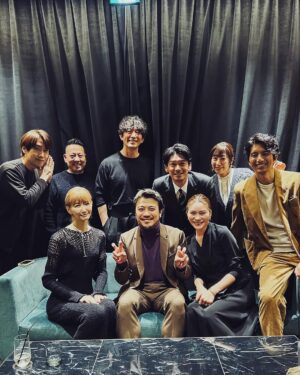 Takashi Sakurai Instagram - ものすごく久しぶりに揃った3人！

光永亮太さん @mitsunagaryota 20周年ライブにて

貴重な（ほぼ）同期、歳を重ねるたびにその存在の有り難さを思い知るわけで、テキストでは書ききれないとても嬉しく良い時間でした！

みんな幸せそうで良かった！

2年前に光永さんの曲、風の街のMVに出させて頂いたおかげで僕自身沢山のご縁を頂く事になり、心より感謝しております😌
素晴らしい20周年おめでとうございます！

#光永亮太