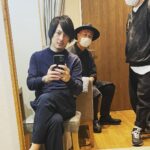 Takashi Tsukamoto Instagram – こんばんは
#party
#3人
#鏡