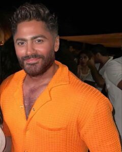 Tamer Hosny Instagram - حد صورها و قصها بمعرفته عجبتني قولت انزلهالكوا و اشكره ، مسائكم قمر زيكم ❤️