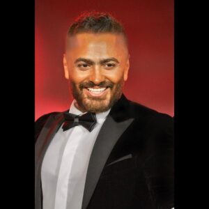 Tamer Hosny Instagram - تكريمي بجائزه 
Starscraper
من مهرجان العلمين الدوره الثانيه