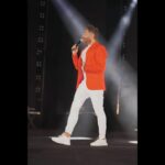 Tamer Hosny Instagram - يمكن قولت كتير على حفلات انها من احلى حفلات حياتي بس حفلة العلمين امبارح بجد هي احلى و اهم حفله عملتها في مشواري الفني كله من اول دخلة الحفله بالطيران على كل هذا الارتفاع و اللوحه الخاصه بكل اغنيه بغنيها من عروض استعراضيه متناسقه مع كل الجرافيكس المعروض على الشاشات المتناسق ايضاً مع ابهار الالعاب الناريه اللي بيعبر عن كل حرف في اي اغنيه بغنيها ، بجد الحفله دي كان وراها ناس كتير مخلصه و بتحب شغلها و قبل اي شيء حابين بعض و حابين الخير لبعض عشان كده طلعنا بالنجاح الجماهيري الخرافي ده و النجاح المسرحي التاريخي ده … شكراً جمهورنا الراقي .. شكراً صناع الحفله … شكراً لاختياري لافتتاح مهرجان العلمين 💪🇪🇬 #العالم_علمين