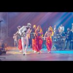 Tamer Hosny Instagram - حفل لبنان 🇱🇧 حقاً حفل للتاريخ استقبال و ذوق و طاقه حب و حماس مش طبيعيه … استقبالكم و تصفيقكم قبل غنائي كل هذا الوقت لحظه مش هنساها تم تسجيلها في حياتي من اهم اللحظات اللي حسيت بيها بكرم ربنا في مشوار حياتي بشكل عام حسيت بالحب و الانتصار من فرحتي حسيت مش قادر اقف مش قادر اغني مش عارف اتكلم مش لاقي كلام يوصف محبتي ليكم و يعبر عن الفرحه اللي دخلتوها قلبي … شعب لبنان الغالي الحبيب من كل قلبي شكراً لمحبتكم الصادقه شكراً لكل من اشرف على هذا الحفل الاسطوري شكراً صحافة و اعلام لبنان الغالي شكراً للسيد حسين كسيره على مجهوده الخرافي يا حسين انت عملت حدث مشرف انا فخور بيه جداً شكراً ياسر الحريري المبدع المخلص شكراً العبقري احمد عصام و رجال الامن اللبناني الغالي اللي تعبوا جداً لإنجاح هذا الحفل التاريخي شكراً كل فريق عملي المجتهد اللي مش بينام لحظه عشان نطلع كلنا بالشكل ده شكراً الجاليات العربيه العظيمه اللي حضرت شكراً الجاليه المصريه الحبيبه اللي نورتني ،، شكراً لبنان العظيم 🇱🇧 و شعب لبنان الحبيب 💪💪❤️❤️❤️❤️❤️❤️❤️❤️❤️❤️❤️❤️🤲الحمدلله