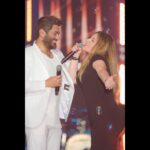Tamer Hosny Instagram - حفل لبنان 🇱🇧 حقاً حفل للتاريخ استقبال و ذوق و طاقه حب و حماس مش طبيعيه … استقبالكم و تصفيقكم قبل غنائي كل هذا الوقت لحظه مش هنساها تم تسجيلها في حياتي من اهم اللحظات اللي حسيت بيها بكرم ربنا في مشوار حياتي بشكل عام حسيت بالحب و الانتصار من فرحتي حسيت مش قادر اقف مش قادر اغني مش عارف اتكلم مش لاقي كلام يوصف محبتي ليكم و يعبر عن الفرحه اللي دخلتوها قلبي … شعب لبنان الغالي الحبيب من كل قلبي شكراً لمحبتكم الصادقه شكراً لكل من اشرف على هذا الحفل الاسطوري شكراً صحافة و اعلام لبنان الغالي شكراً للسيد حسين كسيره على مجهوده الخرافي يا حسين انت عملت حدث مشرف انا فخور بيه جداً شكراً ياسر الحريري المبدع المخلص شكراً العبقري احمد عصام و رجال الامن اللبناني الغالي اللي تعبوا جداً لإنجاح هذا الحفل التاريخي شكراً كل فريق عملي المجتهد اللي مش بينام لحظه عشان نطلع كلنا بالشكل ده شكراً الجاليات العربيه العظيمه اللي حضرت شكراً الجاليه المصريه الحبيبه اللي نورتني ،، شكراً لبنان العظيم 🇱🇧 و شعب لبنان الحبيب 💪💪❤️❤️❤️❤️❤️❤️❤️❤️❤️❤️❤️❤️🤲الحمدلله
