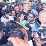 Tamer Hosny Instagram - جمهور الاردن حبيب قلبي 🫶كل مره بتستقبلوني استقبال احسن من اللي قبله ، المره دي زفه و ورد و حالة حب زياده شويه شكل هرمون السعاده مفرحاكوا بجد شايف ده في عنيكوا كل الشكر ليكم و ربنا يعلم بحبكوا قد ايه .. يلا مستنيكوا بكرا يا غاليين ان شاء الله ❤️🫶❤️❤️❤️