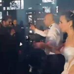 Tamer Hosny Instagram - هرمون السعاده بغنيها النهارده في الفرح و كإنها نازله من سنتين 😂مؤشرات جميله زيكم احفظوها كويس عشان حفلة الصيف 💪💪💪😀❤️🫶مليون مبروك لصديق عمري و رفيق المشوار عماد نبيل و عقبال الجميع 🤲❤️❤️