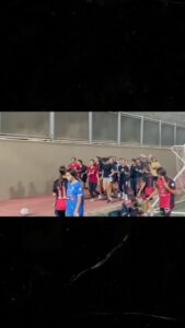 Tamer Hosny Instagram - يوم كامل مع تاليه و صحباتها في النادي دي طلعالي في الكوره كمان 🤣⚽️