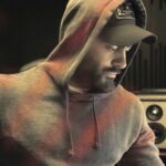 Tamer Hosny Instagram - مستنين الجديد ؟ 😉🤔😀 Photo by:Ahmed .A. Elfattah