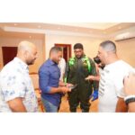 Tamer Hosny Instagram - مساء الخير عليكم شبابنا و كل اهالينا في مصر طبعاً كلنا شوفنا اللي حصل في المغرب و ليبيا و اكيد كلنا في اشد حالات الحزن و نفسنا نعمل حاجه كلامي للّي قادر .. واللي مش قادر جزاه الله كل خير لو كثف الدعاء لاهالينا و اخواتنا مش هطول عليكم … يا جماعة عندنا في مصر جمعية الهلال الاحمر المصري بجد ناس ليهم الجنه ان شاء الله انا فخور بيهم اوي و بحبهم اوي من كل قلبي، دول ناس رحيمه وهبوا حياتهم لخدمة الانسانيه و كل يوم عندهم شباب جميل متطوع لخدمة الانسانيه ، الحقيقه ان انا بمشيئة الله دايماً معاهم في كل ازمه بتقابل مصر او اي شعب عربي بس اكيد انا مش كفايه .. اتمنى من كل مصري انه يهتم بالجمعية العظيمه الرحيمه دي و يحاول يقدم اي دعم و لو بسيط ليهم ،و اتمنى ان اللي ميعرفهمش يحاول يعرفهم كويس عشان لو عرفهم و عرف دورهم و ازاي بيخاطروا بحياتهم عشان سلامة و انقاذ البشر هيبصلهم بنظره عظيمه تانيه من قلبي كل المواساه لاهالينا في المغرب و ليبيا و من ارض مصر بنقولكم كل مصر معاكم و خالص تعازينا لاسر الضحايا من اهالينا و كل الدعاء لعودة و سلامة المفقودين منهم ربنا يصبركم و يحفظكم و يحفظ امتنا العربيه 🤲 @egyptianredcrescent