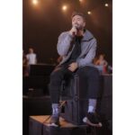 Tamer Hosny Instagram - من حفل مهرجان دبي ، شكراً للحضور الكريم من جماهير الامارات و كل الجاليات العربيه نورتوني photo by menam_photography