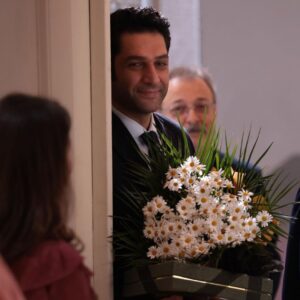 Tansel Öngel Instagram - Mevsimlerden nihayet papatya 🕊