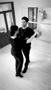 Tansel Öngel Instagram - -Zeybek ile Tango ? -Dedik olabilir ❣️