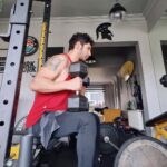 Tansel Öngel Instagram - Her zaman göğe bakmıyoruz , sporlar yapıldı mı? 🏋🏽
