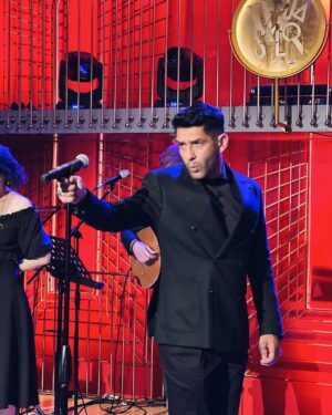Tansel Öngel Instagram - Ne güzel macera… 3 Haziran ve sonrasına hazırlanıyoruz♥️🌊🎼