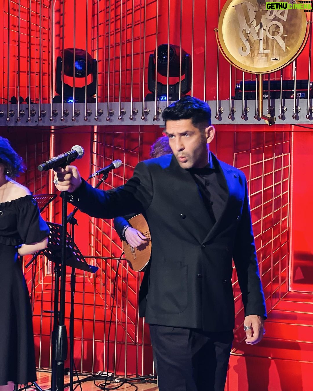 Tansel Öngel - 9.2K Likes - Ne güzel macera… 3 Haziran ve sonrasına hazırlanıyoruz♥️🌊🎼