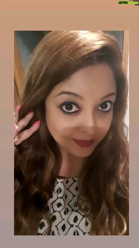 Tanushree Dutta Instagram - Selflessly in love with life!