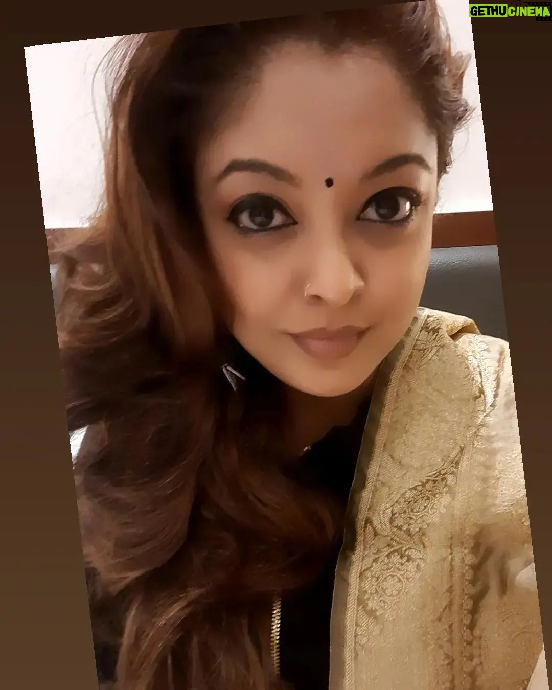 Tanushree Dutta Instagram - Yoga se hi hoga shayad mera kalyan...back to basics!