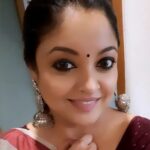 Tanushree Dutta Instagram - My favourite look in this year's Navratri..Simple & basic cotton saree with silver jwellery.