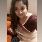 Tanushree Dutta Instagram – Durga Pujo shidur khela at Juhu…