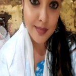 Tanushree Dutta Instagram - Day 4 of my Ujjain Visit...Mahakaal darshan. I visit every 1- 2 months or so. Quick short visits to reconnect my spirituality to a power point. I really need to buy a small home here now!! Tired of dealing with hotel booking hassles & other stuff. Checking out some properties while I'm here. Praying that I should find something nice for long term so I can anytime hop in & out. Will keep a home in Mumbai too ofcourse...I might start work on a feature film next year. Let's see...