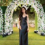 Tanvi Malhara Instagram - 🖤 #sparkle #tanvimalhara