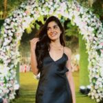 Tanvi Malhara Instagram - 🖤 #sparkle #tanvimalhara